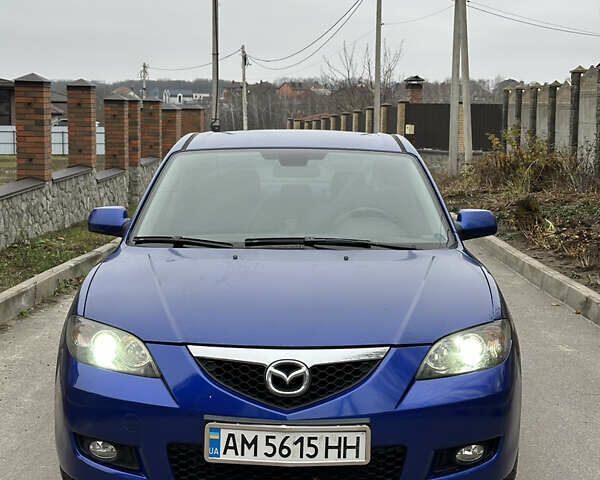 Синий Мазда 3, объемом двигателя 1.6 л и пробегом 223 тыс. км за 5000 $, фото 1 на Automoto.ua