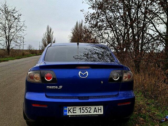 Синий Мазда 3, объемом двигателя 1.6 л и пробегом 283 тыс. км за 4800 $, фото 4 на Automoto.ua