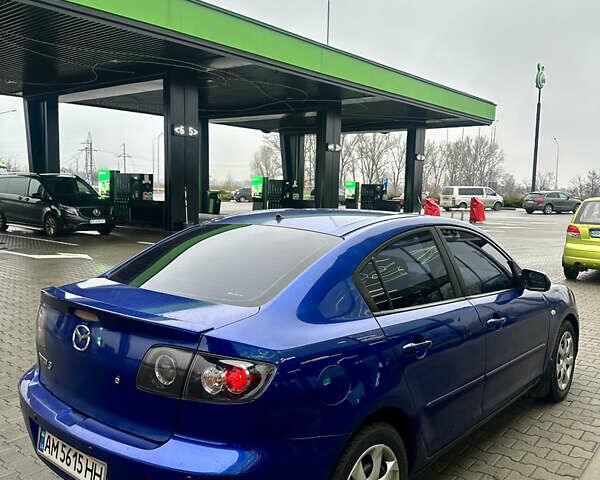 Синий Мазда 3, объемом двигателя 1.6 л и пробегом 223 тыс. км за 5000 $, фото 5 на Automoto.ua