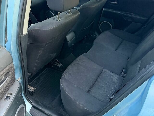 Синій Мазда 3, об'ємом двигуна 1.6 л та пробігом 280 тис. км за 4200 $, фото 5 на Automoto.ua