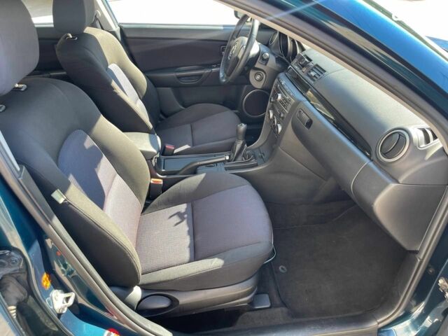 Синий Мазда 3, объемом двигателя 1.6 л и пробегом 190 тыс. км за 5650 $, фото 17 на Automoto.ua
