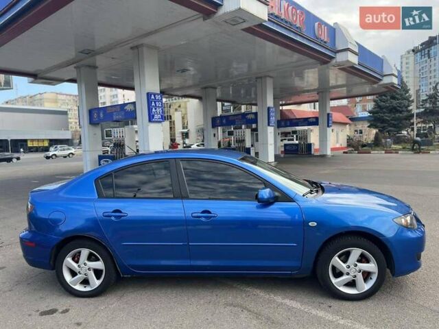 Синій Мазда 3, об'ємом двигуна 1.6 л та пробігом 255 тис. км за 5600 $, фото 1 на Automoto.ua
