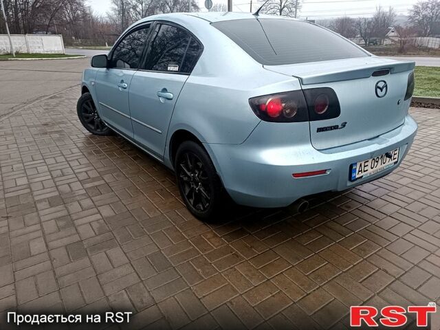 Синій Мазда 3, об'ємом двигуна 1.6 л та пробігом 320 тис. км за 4600 $, фото 4 на Automoto.ua