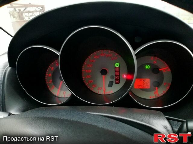 Синий Мазда 3, объемом двигателя 1.6 л и пробегом 197 тыс. км за 4980 $, фото 12 на Automoto.ua