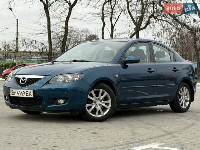 Синий Мазда 3, объемом двигателя 1.6 л и пробегом 150 тыс. км за 7200 $, фото 2 на Automoto.ua