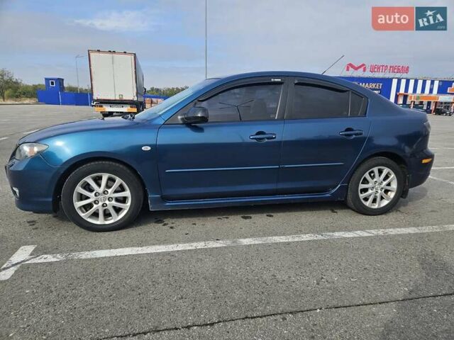 Синій Мазда 3, об'ємом двигуна 2 л та пробігом 301 тис. км за 5700 $, фото 2 на Automoto.ua