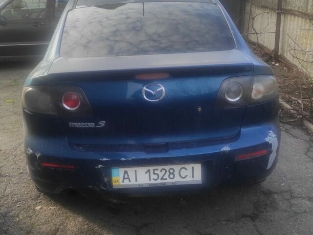 Синий Мазда 3, объемом двигателя 1.6 л и пробегом 440 тыс. км за 3500 $, фото 2 на Automoto.ua