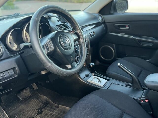 Синій Мазда 3, об'ємом двигуна 1.6 л та пробігом 260 тис. км за 4400 $, фото 7 на Automoto.ua