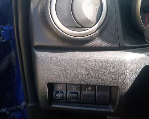 Синій Мазда 3, об'ємом двигуна 1.6 л та пробігом 213 тис. км за 4800 $, фото 10 на Automoto.ua