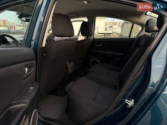 Синий Мазда 3, объемом двигателя 1.6 л и пробегом 150 тыс. км за 7200 $, фото 22 на Automoto.ua
