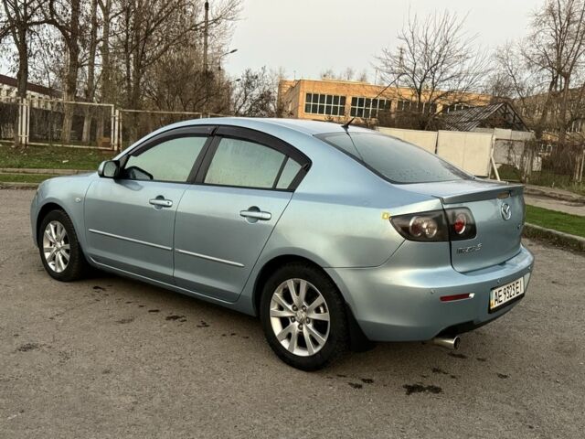 Синій Мазда 3, об'ємом двигуна 1.6 л та пробігом 144 тис. км за 4950 $, фото 6 на Automoto.ua