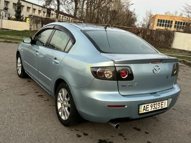Синій Мазда 3, об'ємом двигуна 1.6 л та пробігом 144 тис. км за 4950 $, фото 5 на Automoto.ua