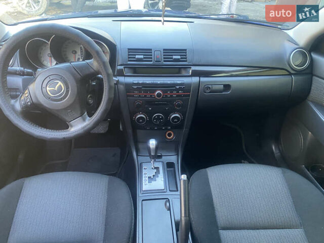 Синий Мазда 3, объемом двигателя 1.6 л и пробегом 197 тыс. км за 5500 $, фото 8 на Automoto.ua