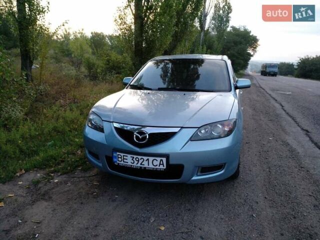 Синий Мазда 3, объемом двигателя 1.6 л и пробегом 219 тыс. км за 5000 $, фото 1 на Automoto.ua
