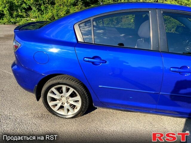 Синий Мазда 3, объемом двигателя 1.6 л и пробегом 237 тыс. км за 5300 $, фото 1 на Automoto.ua