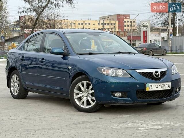 Синий Мазда 3, объемом двигателя 1.6 л и пробегом 150 тыс. км за 7200 $, фото 5 на Automoto.ua