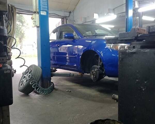 Синий Мазда 3, объемом двигателя 1.6 л и пробегом 240 тыс. км за 6300 $, фото 11 на Automoto.ua
