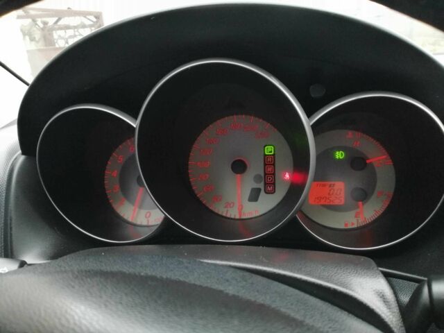 Синий Мазда 3, объемом двигателя 1.6 л и пробегом 197 тыс. км за 5000 $, фото 23 на Automoto.ua