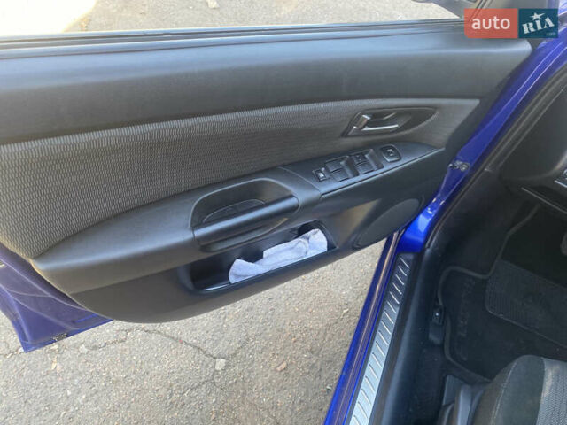 Синий Мазда 3, объемом двигателя 1.6 л и пробегом 197 тыс. км за 5500 $, фото 10 на Automoto.ua