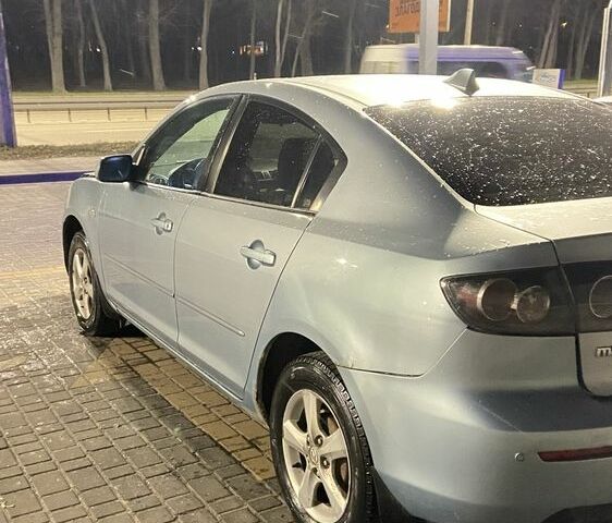 Синій Мазда 3, об'ємом двигуна 1.6 л та пробігом 252 тис. км за 4400 $, фото 3 на Automoto.ua