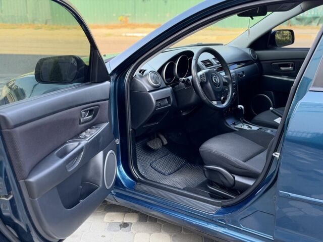 Синій Мазда 3, об'ємом двигуна 1.6 л та пробігом 265 тис. км за 4000 $, фото 13 на Automoto.ua