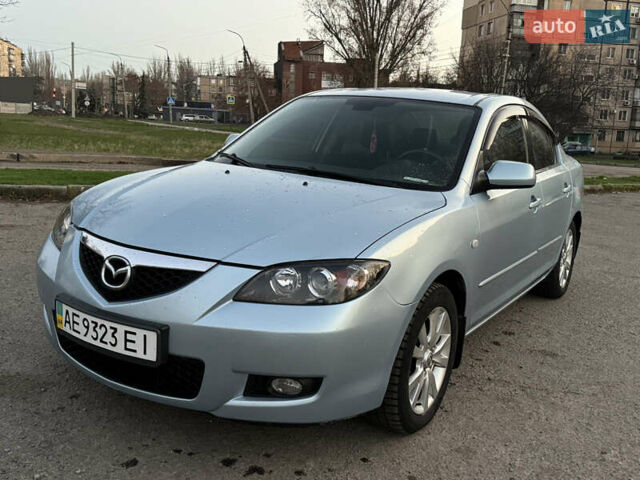 Синий Мазда 3, объемом двигателя 1.6 л и пробегом 144 тыс. км за 4950 $, фото 2 на Automoto.ua