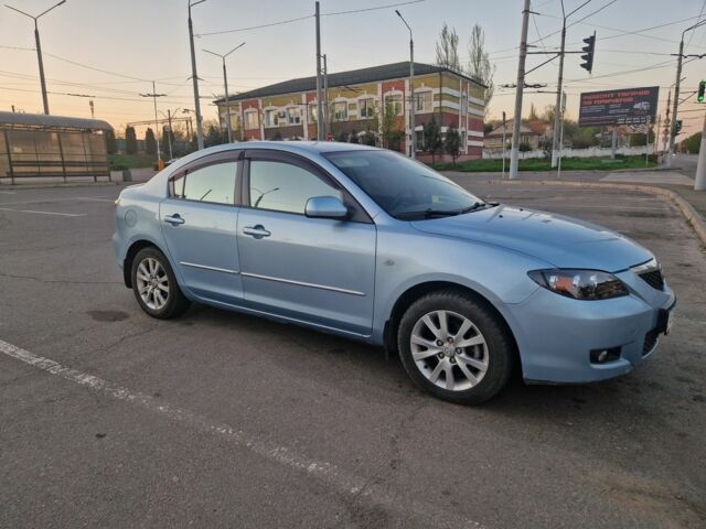 Синий Мазда 3, объемом двигателя 1.6 л и пробегом 158 тыс. км за 5000 $, фото 3 на Automoto.ua