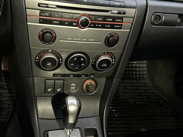 Синій Мазда 3, об'ємом двигуна 1.6 л та пробігом 144 тис. км за 4950 $, фото 11 на Automoto.ua