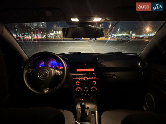 Синий Мазда 3, объемом двигателя 1.6 л и пробегом 154 тыс. км за 5500 $, фото 23 на Automoto.ua