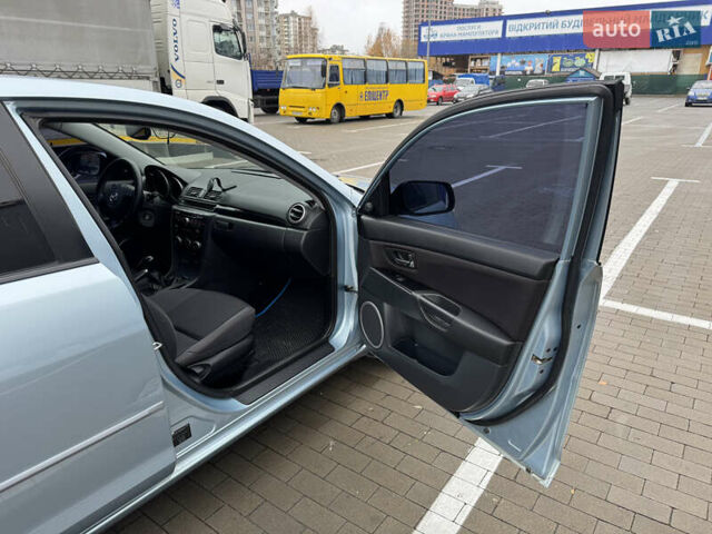 Синий Мазда 3, объемом двигателя 1.6 л и пробегом 154 тыс. км за 5500 $, фото 11 на Automoto.ua