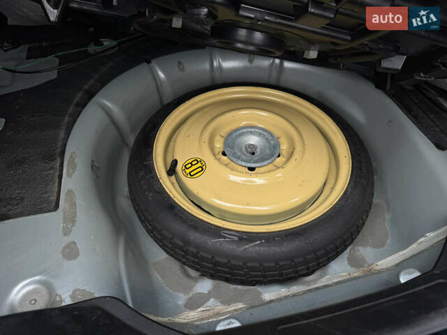 Синий Мазда 3, объемом двигателя 1.6 л и пробегом 154 тыс. км за 5500 $, фото 10 на Automoto.ua