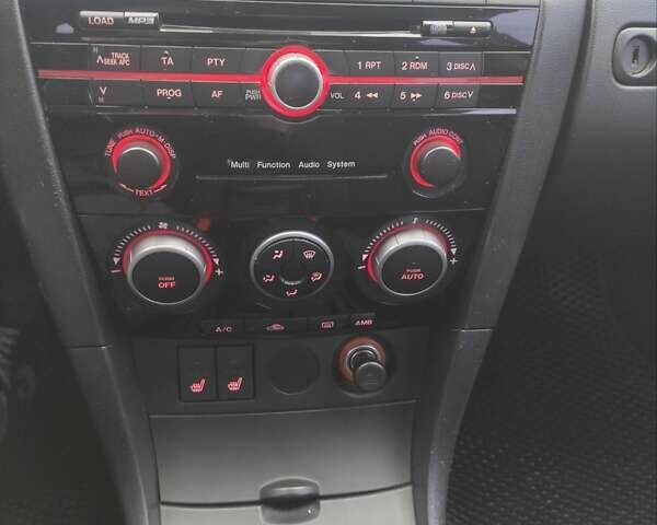 Синий Мазда 3, объемом двигателя 1.6 л и пробегом 234 тыс. км за 5300 $, фото 28 на Automoto.ua