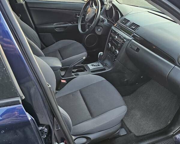 Синий Мазда 3, объемом двигателя 1.6 л и пробегом 217 тыс. км за 5400 $, фото 20 на Automoto.ua