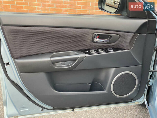 Мазда 3 2008 у Києві на Automoto.ua Синій Мазда 3, об'ємом двигуна 1.6 л та пробігом 279 тис. км за 5700 $, фото 16 на Automoto.ua