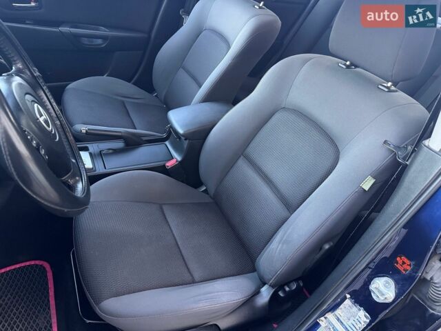 Синій Мазда 3, об'ємом двигуна 1.6 л та пробігом 250 тис. км за 5500 $, фото 15 на Automoto.ua