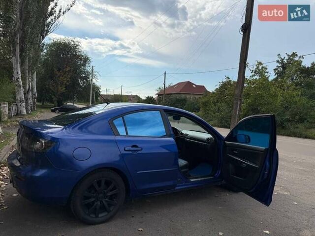 Синий Мазда 3, объемом двигателя 1.6 л и пробегом 237 тыс. км за 5300 $, фото 14 на Automoto.ua