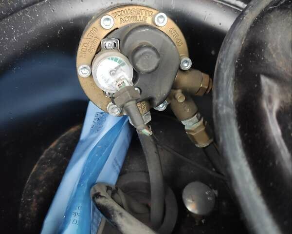 Синий Мазда 3, объемом двигателя 1.6 л и пробегом 234 тыс. км за 5300 $, фото 9 на Automoto.ua