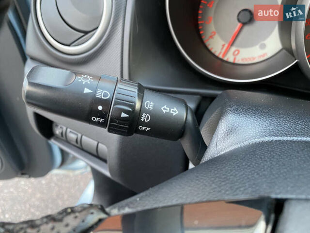 Мазда 3 2008 у Києві на Automoto.ua Синій Мазда 3, об'ємом двигуна 1.6 л та пробігом 279 тис. км за 5700 $, фото 37 на Automoto.ua