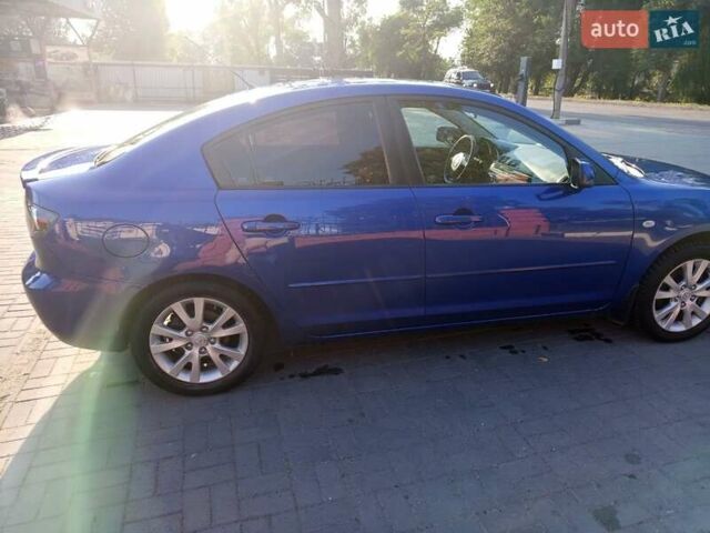 Синий Мазда 3, объемом двигателя 1.6 л и пробегом 182 тыс. км за 5200 $, фото 1 на Automoto.ua