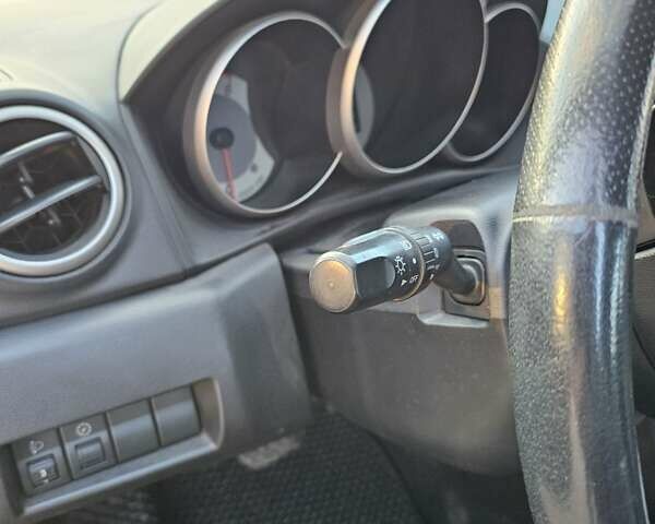 Синий Мазда 3, объемом двигателя 1.6 л и пробегом 217 тыс. км за 5400 $, фото 16 на Automoto.ua