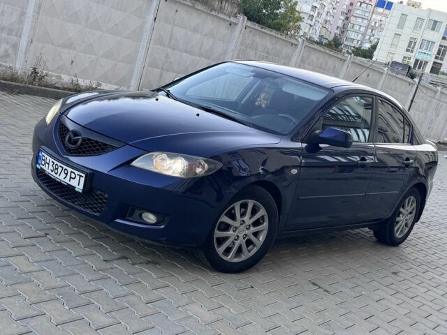 Синий Мазда 3, объемом двигателя 1.6 л и пробегом 250 тыс. км за 5521 $, фото 1 на Automoto.ua
