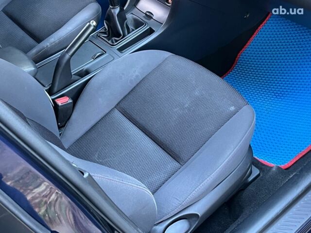 Синий Мазда 3, объемом двигателя 1.6 л и пробегом 170 тыс. км за 6490 $, фото 17 на Automoto.ua