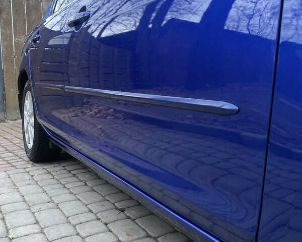 Синій Мазда 3, об'ємом двигуна 1.6 л та пробігом 225 тис. км за 5299 $, фото 16 на Automoto.ua