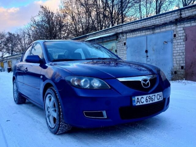 Синий Мазда 3, объемом двигателя 1.6 л и пробегом 200 тыс. км за 4700 $, фото 2 на Automoto.ua