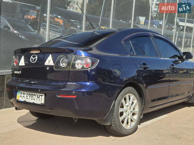 Синий Мазда 3, объемом двигателя 2 л и пробегом 136 тыс. км за 7700 $, фото 3 на Automoto.ua