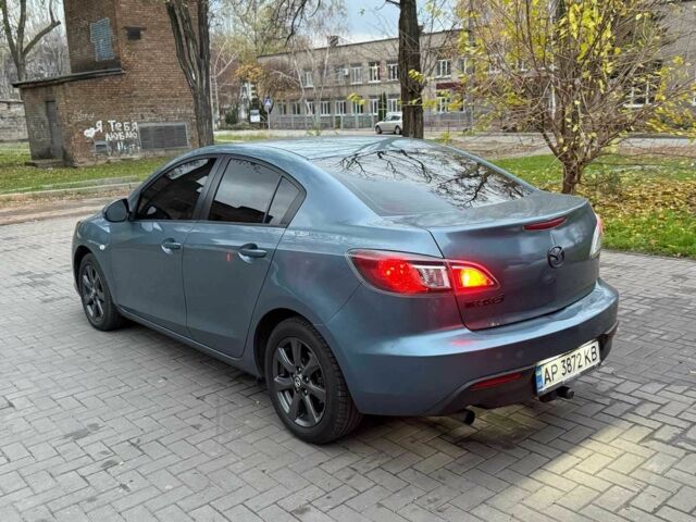 Синий Мазда 3, объемом двигателя 1.6 л и пробегом 228 тыс. км за 5950 $, фото 5 на Automoto.ua