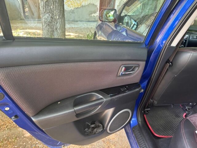Синій Мазда 3, об'ємом двигуна 1.6 л та пробігом 157 тис. км за 5000 $, фото 4 на Automoto.ua