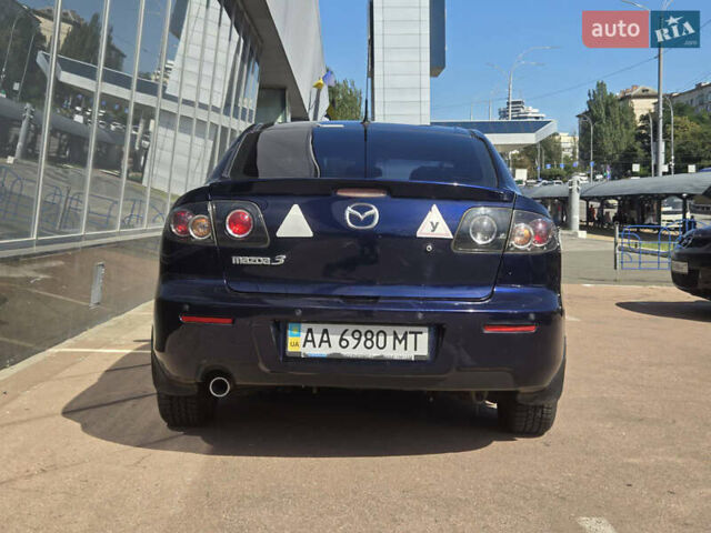 Синий Мазда 3, объемом двигателя 2 л и пробегом 136 тыс. км за 7700 $, фото 5 на Automoto.ua