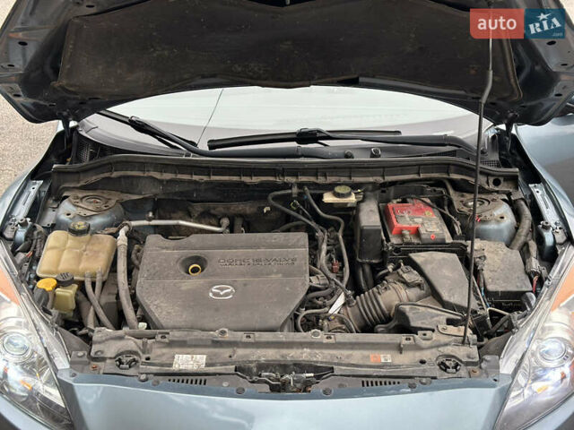 Синий Мазда 3, объемом двигателя 2.5 л и пробегом 319 тыс. км за 6500 $, фото 12 на Automoto.ua