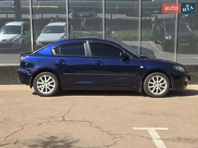 Синий Мазда 3, объемом двигателя 2 л и пробегом 136 тыс. км за 7700 $, фото 6 на Automoto.ua